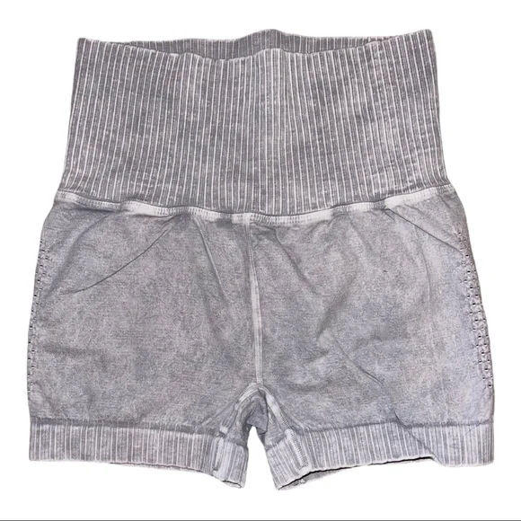 NEW Free People Movement Good Karma Shorts & Crop Top Set - Picture 6 of 7